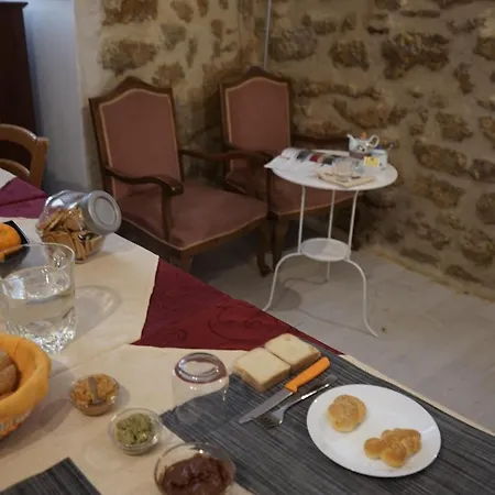 Alfa Quadro Bed & Breakfast 4*