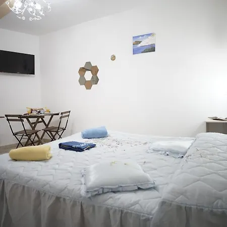 Alfa Quadro Bed and breakfast *