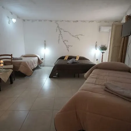 Alfa Quadro Bed & Breakfast 4*