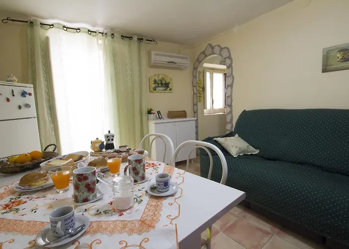 Bed and breakfast Alfa Quadro 4*